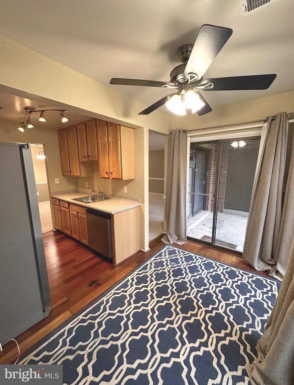 Building Photo - 8141 Needwood Rd