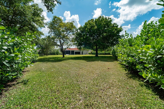 Building Photo - 11775 Osprey Point Cir