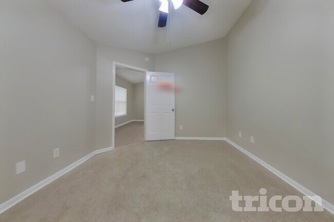 Building Photo - 3103 Kelling St