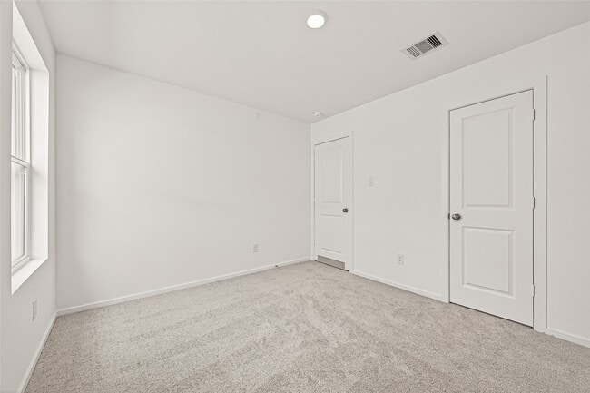 Building Photo - 26923 Dalmatian Bellflower Dr