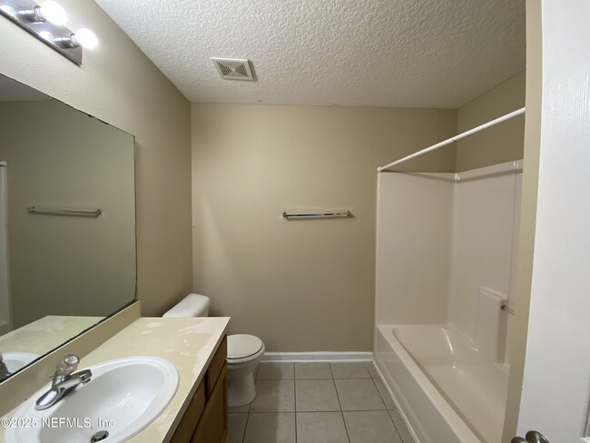 Building Photo - 6100 Maggies Cir