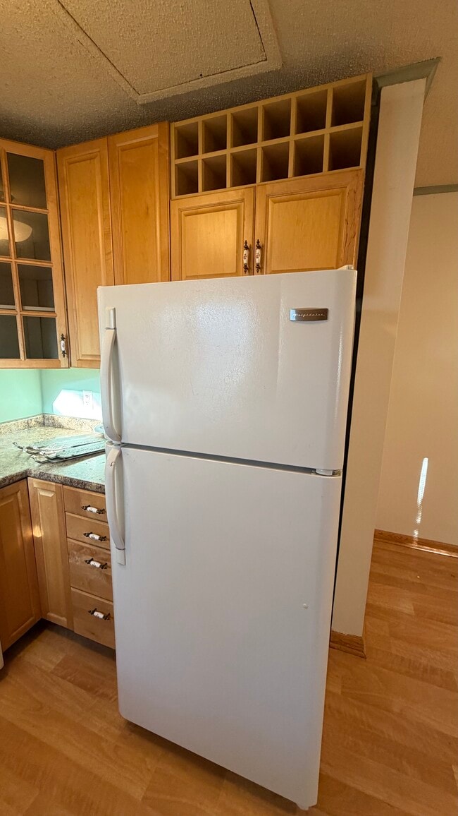 Building Photo - 119 7th Ave NE