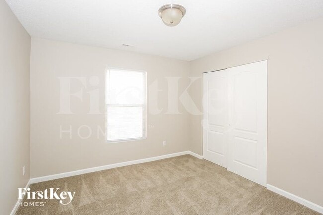 Building Photo - 2025 Beckwith Ln