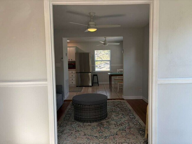 Building Photo - 2 Bedroom Single Family Home in the Desirable Westminster Heights Neighborhood