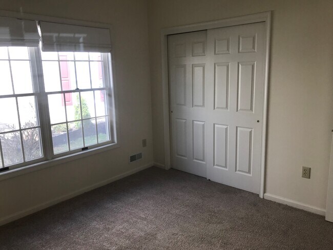 Guest Bedroom - 12 Sunset Ln