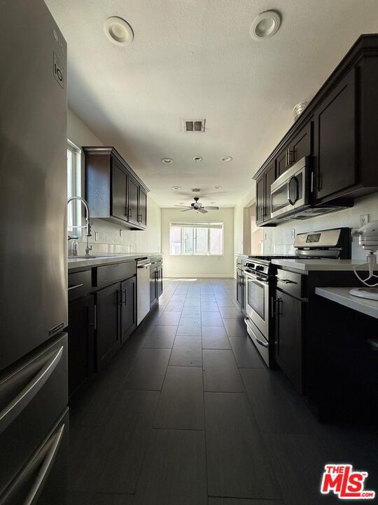 Building Photo - 15830 Blackhawk St