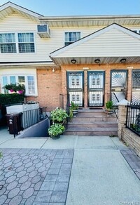 Building Photo - 177-68 Meadow Dr