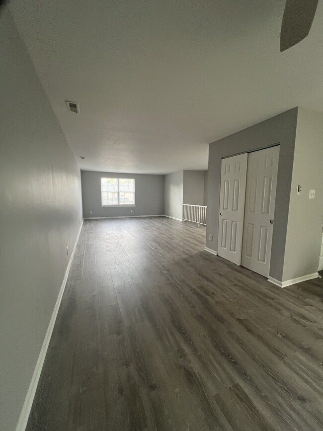 Living Room & Dining - 70 Hopewell Ln