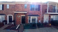 Building Photo - 2 bedroom 2.5 bath Cond in Reston Place