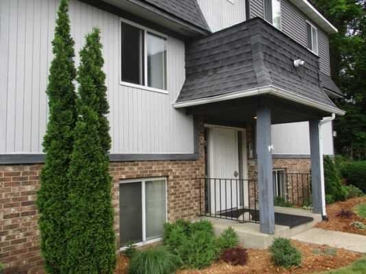 Building Photo - 725 Keenway Cir