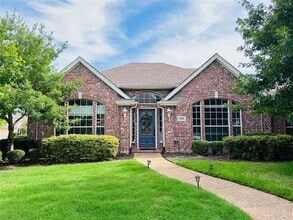 Building Photo - 1305 Granger Dr