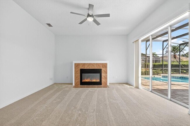 Building Photo - 10337 Pointview Ct