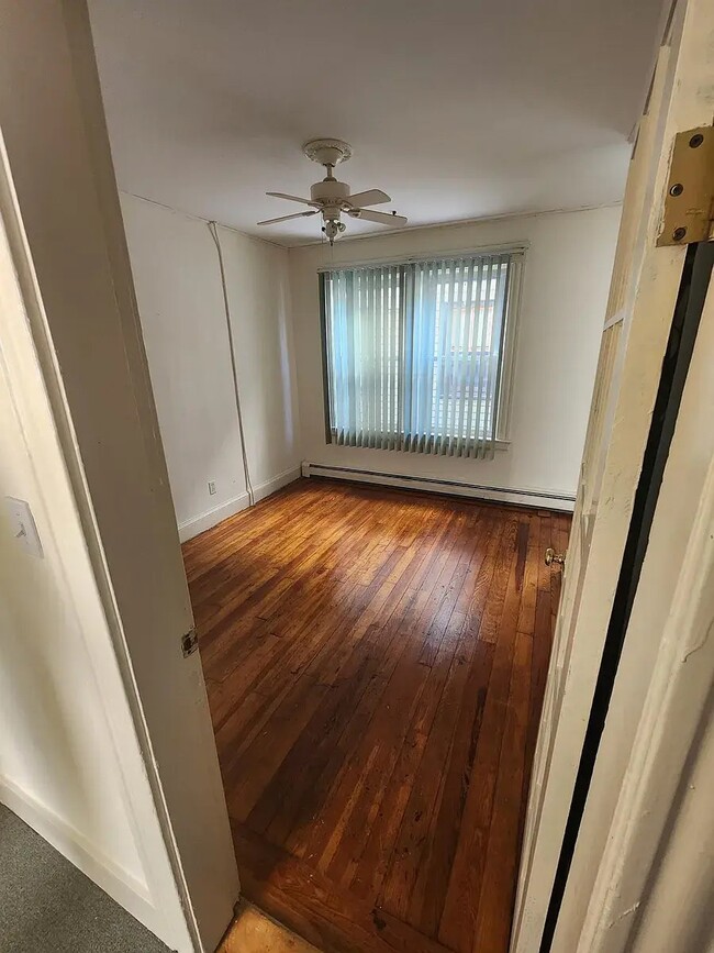 Building Photo - 511 Broadway