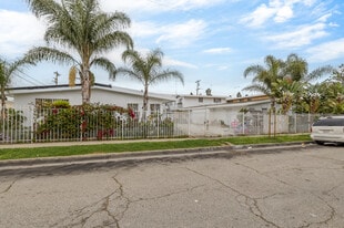 Building Photo - 10202-10206 S 10th Ave, LLC