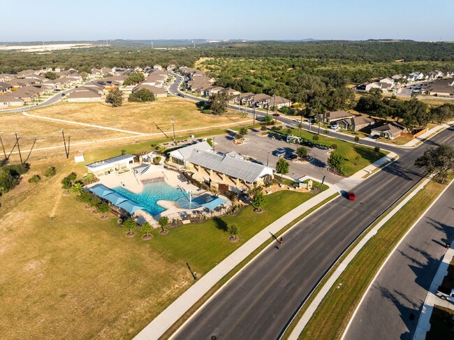 Building Photo - 3-Bed, 2-Bath Sanctuary Where Comfort Meets Charm