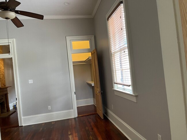 Building Photo - 218 N Alexander St