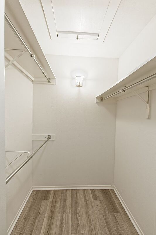 Building Photo - 4800 Northway Dr