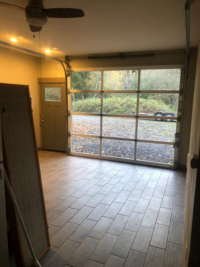 Building Photo - DC05