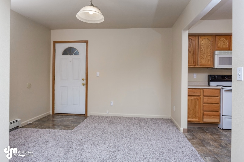 Building Photo - 7016 Weimer Rd