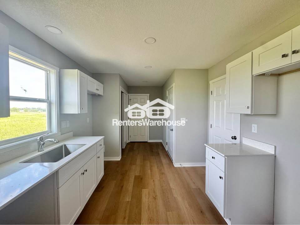 Building Photo - 1009 Adler Ct