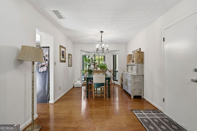 Building Photo - 505 Summerhill Pl