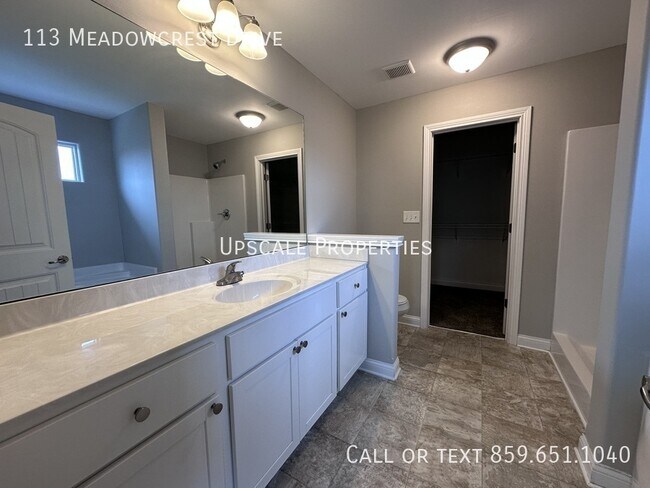 Building Photo - 113 Meadowcrest Dr