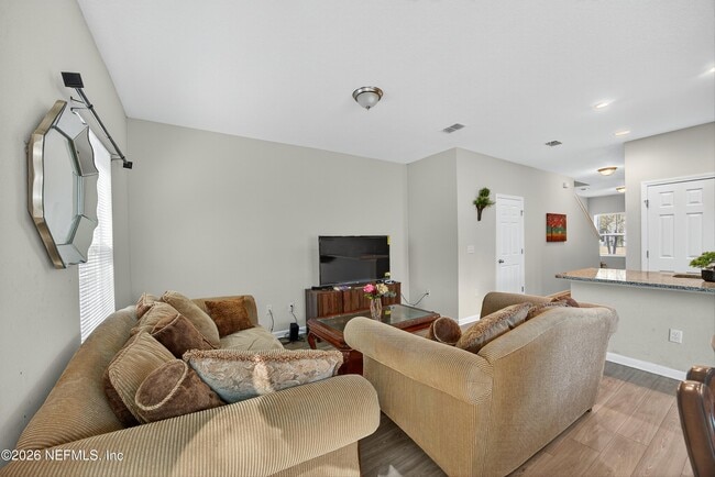 Building Photo - 756 Talking Tree Dr