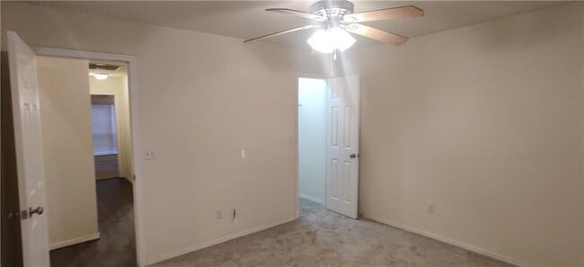 Building Photo - 3362 Brian St