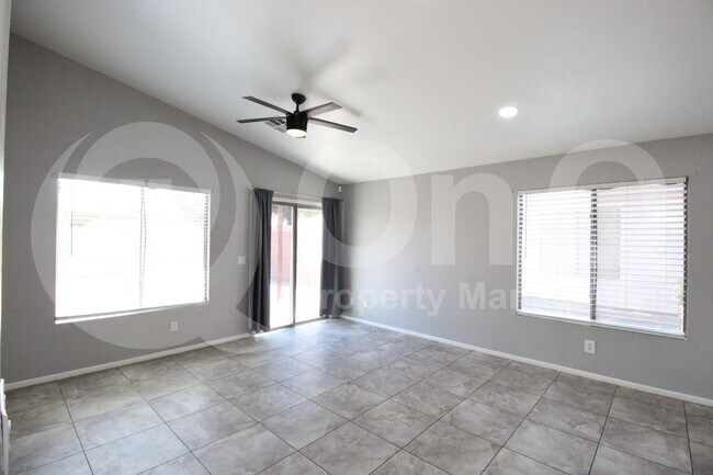 Building Photo - 14867 W Acapulco Ln