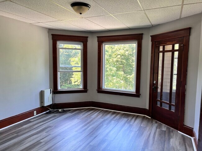 Building Photo - 308 Fairmount St