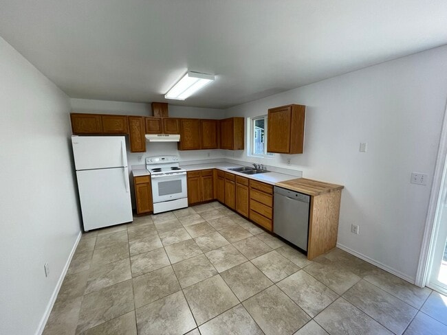 Building Photo - 2415 Forest Park Ln