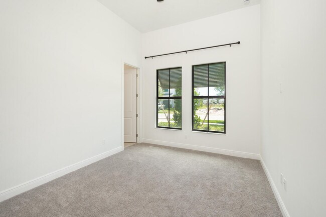 Building Photo - 13378 Artisan Cir