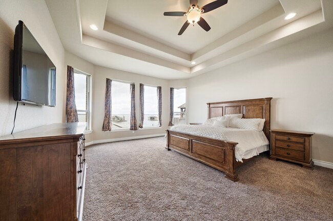 Building Photo - 8530 San Juanico St