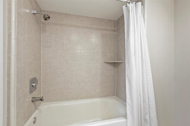 Building Photo - 4040 San Felipe St