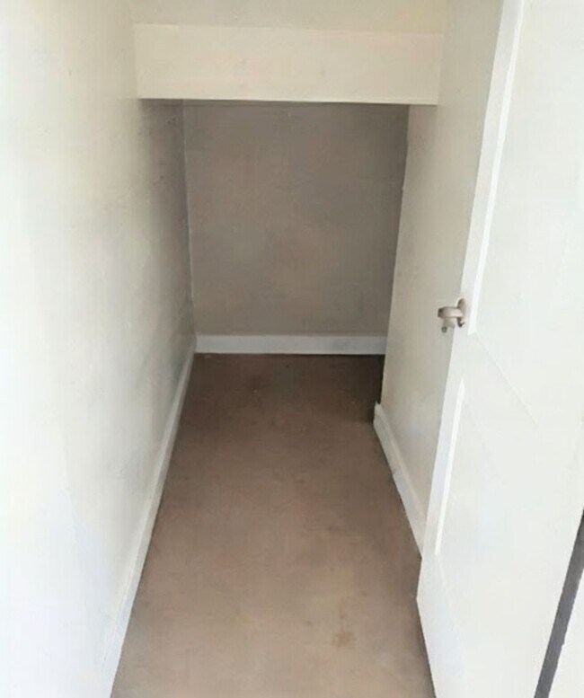 Building Photo - Newer Construction--- $2,000 gift card with a signed lease!!!