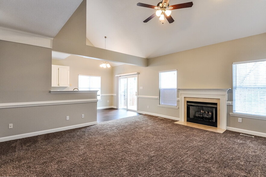 Building Photo - 209 Walnut Creek Dr