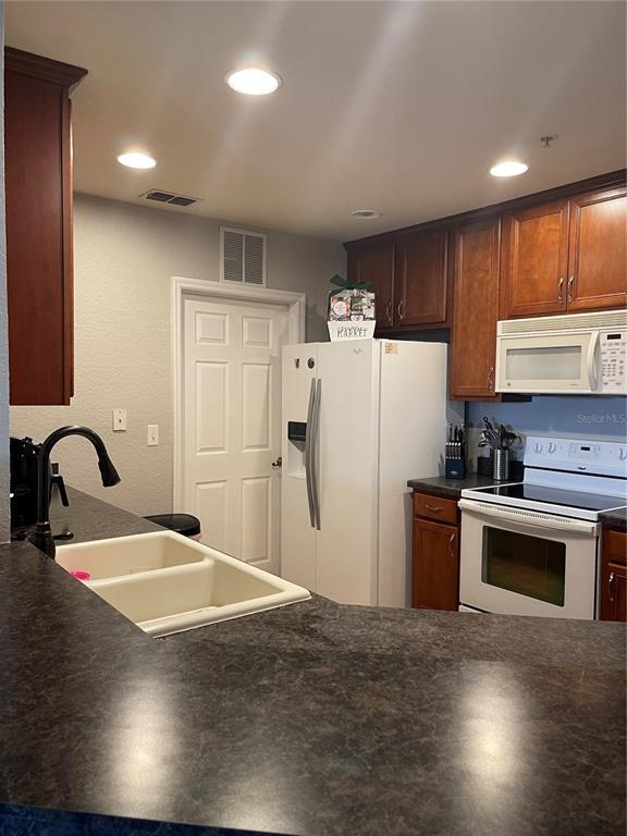 Building Photo - 3351 Whitestone Cir