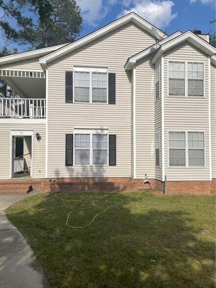 Primary Photo - 41 Battery Walk Ct