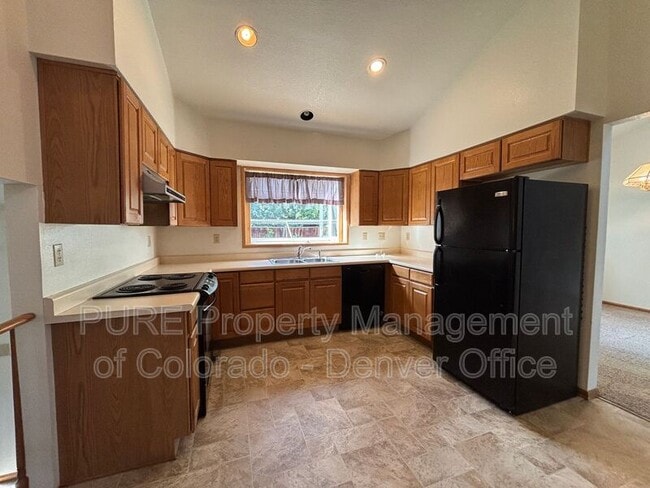 Building Photo - 9996 Spring Hill Ln