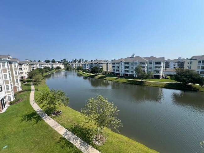 Building Photo - Myrtle Beach - 2 Bedroom / 2 Bath Furnished Condo