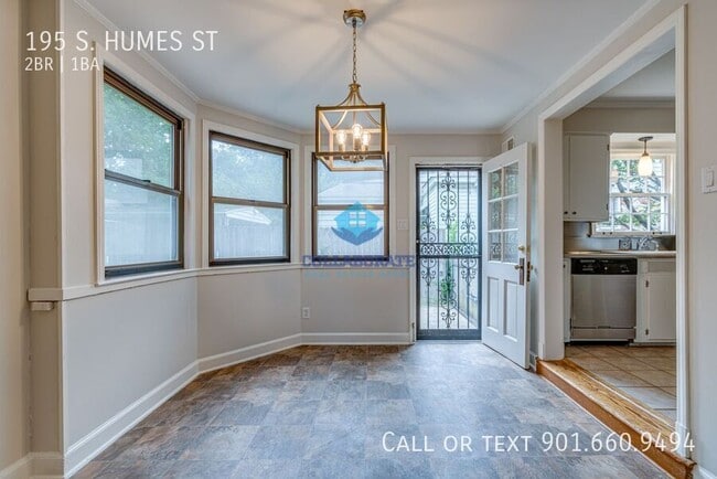 Building Photo - 195 S Humes St