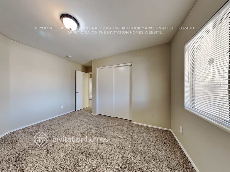 Building Photo - 5318 W Jessica Ln