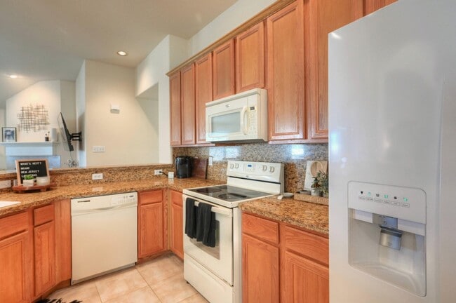 Building Photo - 108 Cove Cir