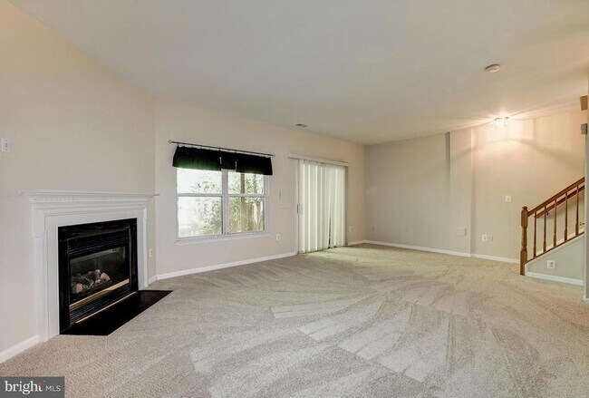 Building Photo - 6563 McKenna Way