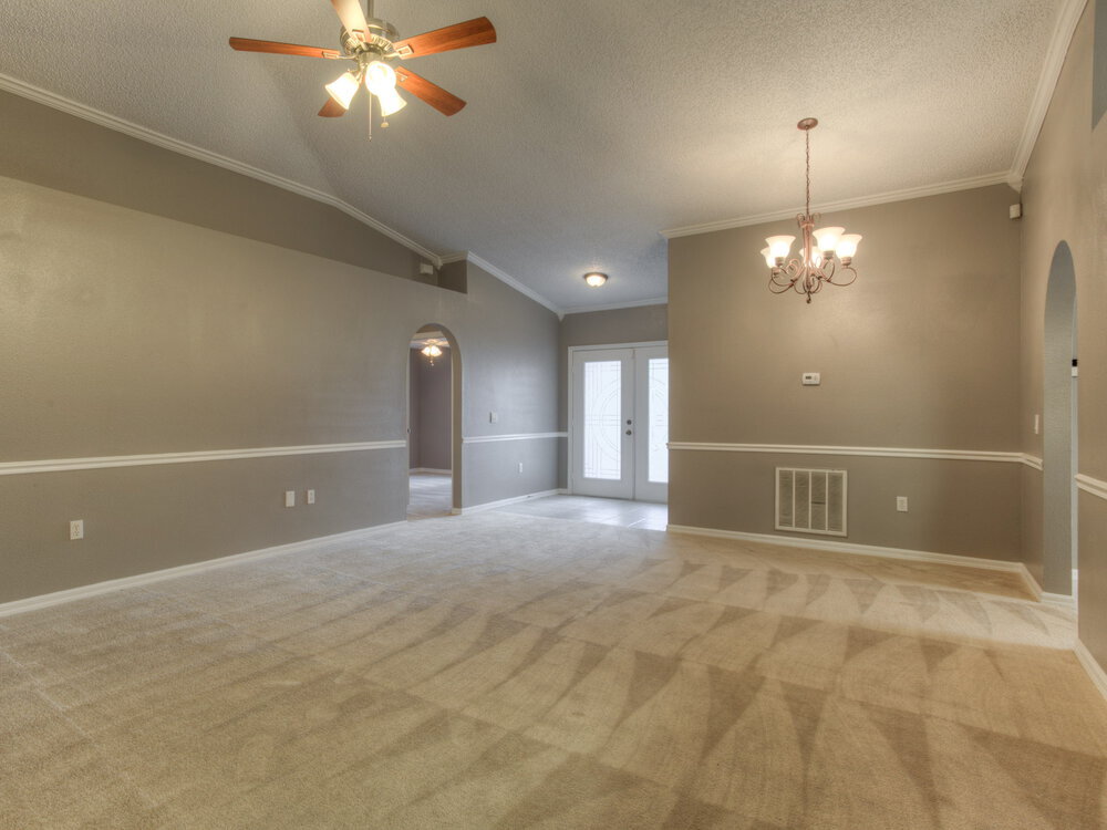 Building Photo - 12934 Lake Vista Dr