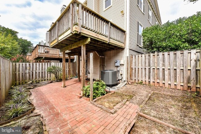 Building Photo - 3801 Grand Jct Ct
