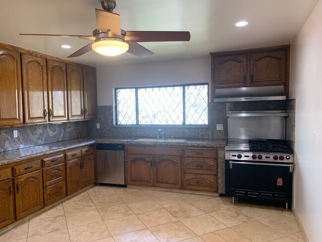 Building Photo - Rare opportunity! 2 Properties Available f...