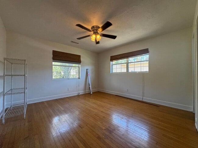 Building Photo - Beautiful Beachside Home in Ormond Beach!