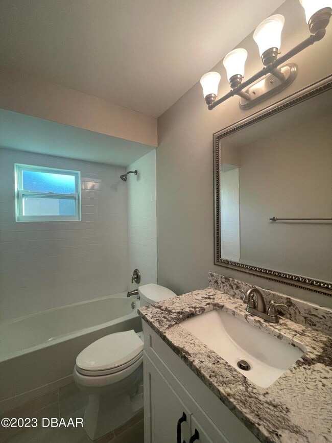 Building Photo - 261 Manhattan Way