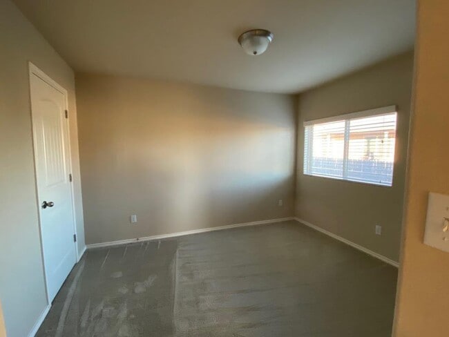 Building Photo - 19112 Nicole Ln